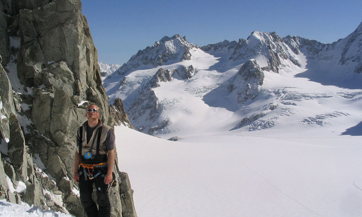 3 cols: Col Chardonnet + Fenêtre Saleina + Col Sup du Tour with Thomas Sweden Ski Touring